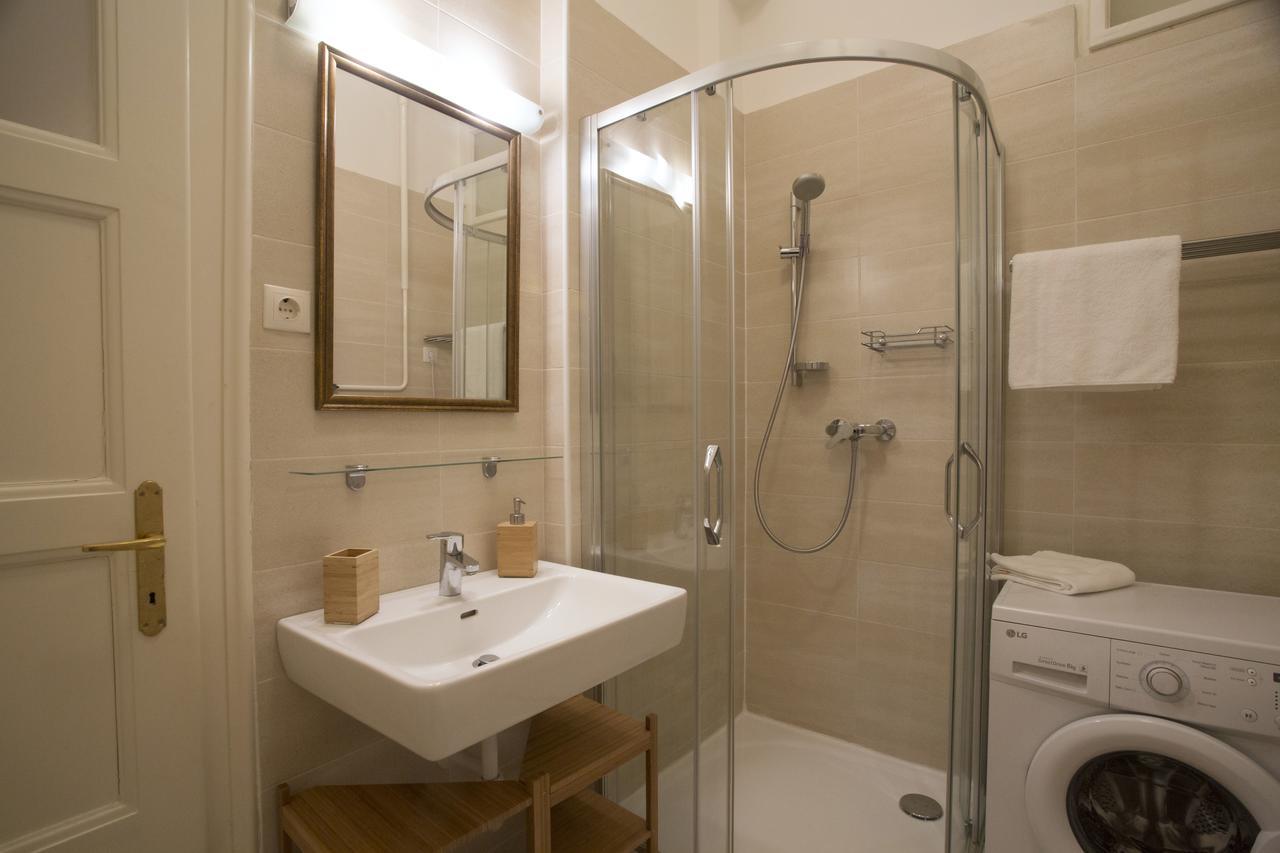 Opus Prime Apartment Budapest Ngoại thất bức ảnh